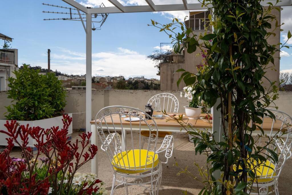 Ebullience - Stylish & Chic Athens Apartment ภายนอก รูปภาพ