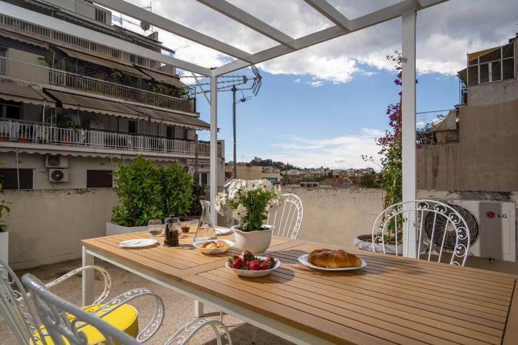 Ebullience - Stylish & Chic Athens Apartment ภายนอก รูปภาพ
