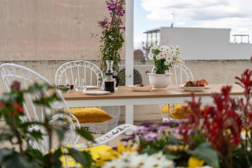 Ebullience - Stylish & Chic Athens Apartment ภายนอก รูปภาพ