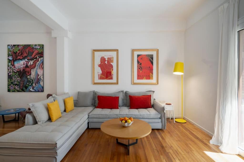Ebullience - Stylish & Chic Athens Apartment ภายนอก รูปภาพ